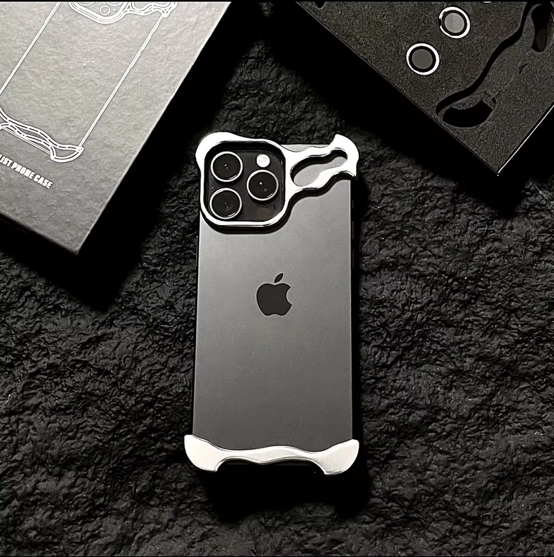 Titan iPhone Elegance